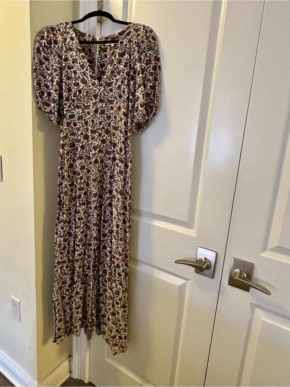 Madewell Burgundy and Cream Floral Puff-Sleeve Midi Dress